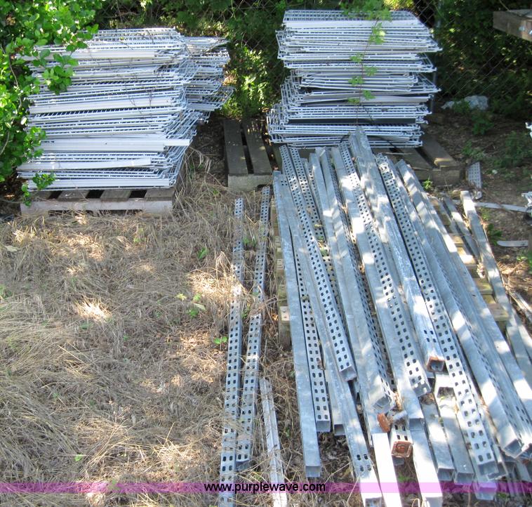 image for item 3001 Large walk-in cooler