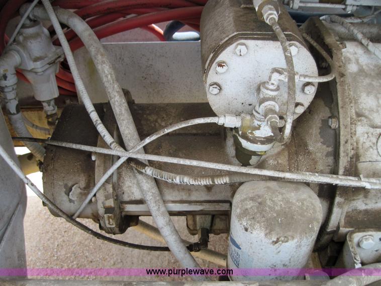 image for item 3008 Mobile air compressor