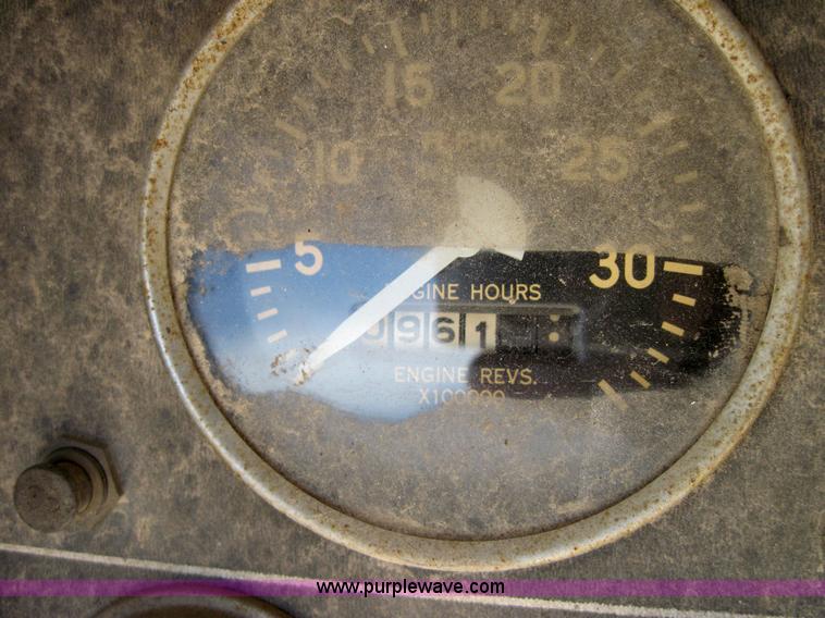 image for item 3008 Mobile air compressor