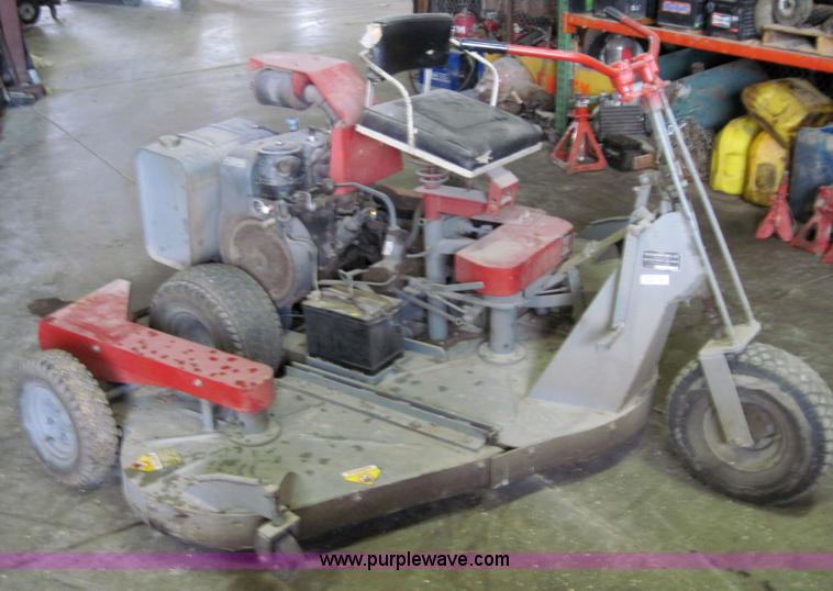 image for item 3010 Heckendorn 84" cut riding mower