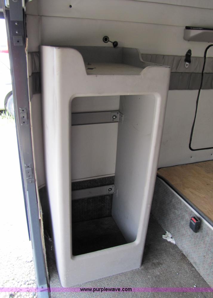 image for item 3508 Mack semi stand up sleeper cab