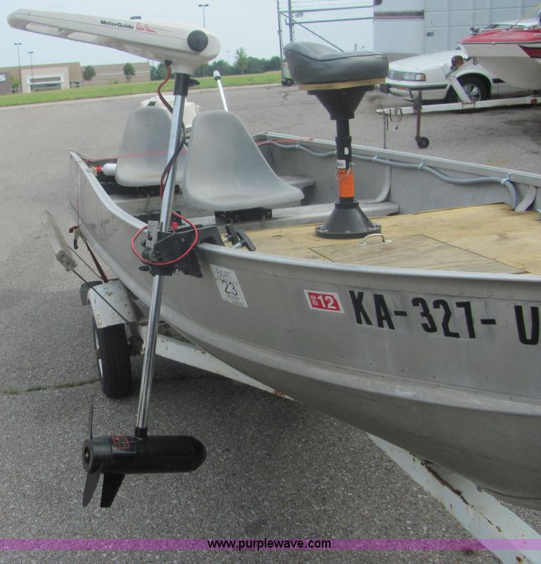 image for item 4636 Aluma-Craft 14' V-bottom boat and trailer