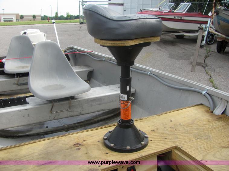 image for item 4636 Aluma-Craft 14' V-bottom boat and trailer