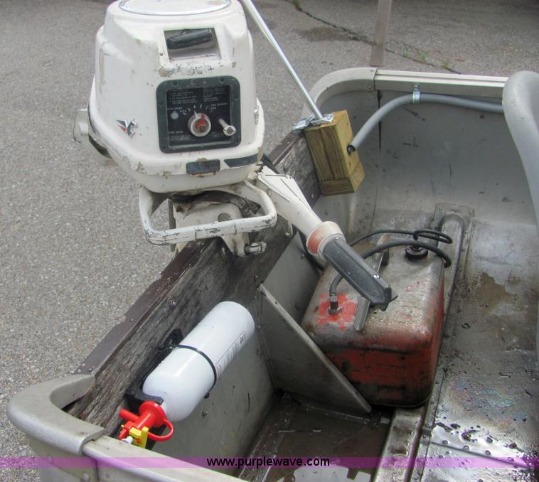 image for item 4636 Aluma-Craft 14' V-bottom boat and trailer