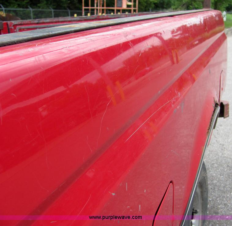 image for item 4642 1996 Ford F150 XLT pickup truck