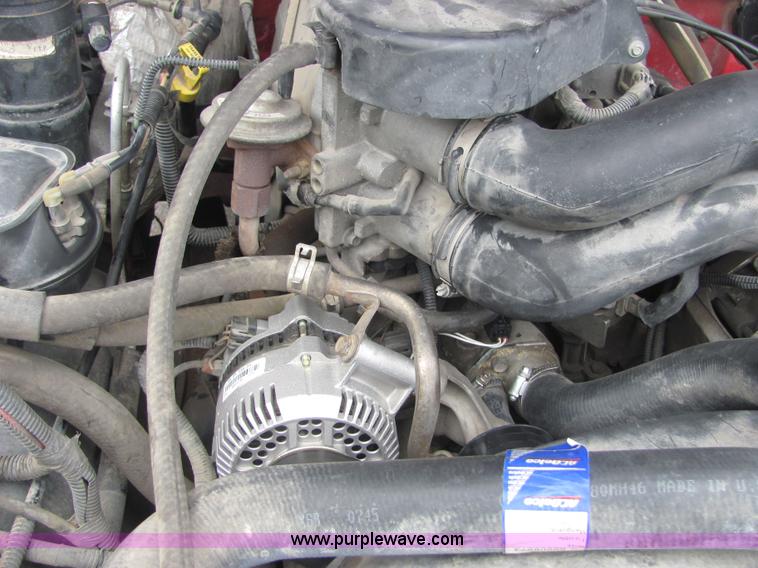 image for item 4642 1996 Ford F150 XLT pickup truck