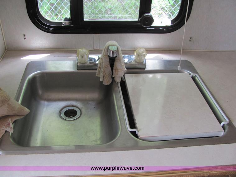 image for item 6510 1994 Nomad 21' fifth wheel travel trailer