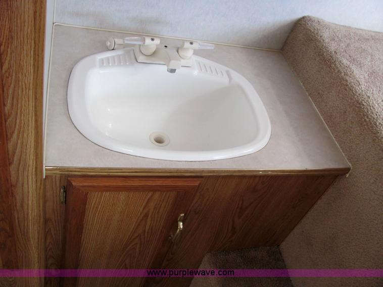 image for item 6510 1994 Nomad 21' fifth wheel travel trailer