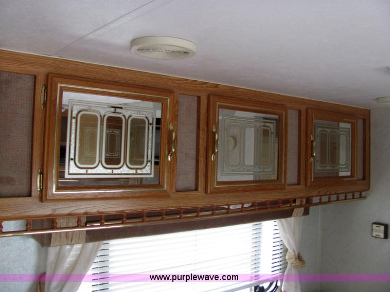 image for item 6510 1994 Nomad 21' fifth wheel travel trailer