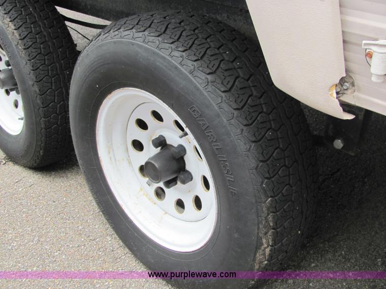 image for item 6510 1994 Nomad 21' fifth wheel travel trailer