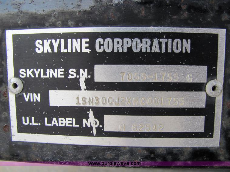 image for item 6510 1994 Nomad 21' fifth wheel travel trailer