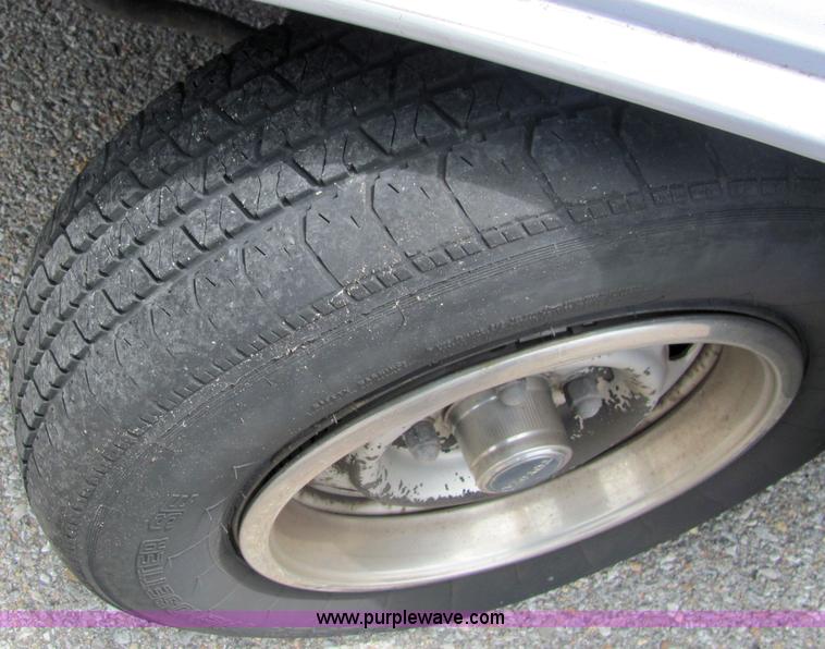 image for item 6511 1988 Toyota Van Wagon LE