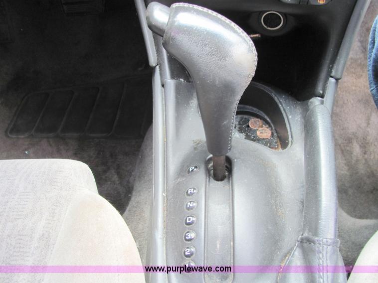 image for item 6512 2003 Oldsmobile Alero GL