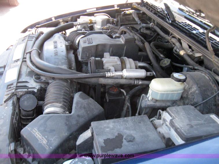 image for item 7214 1999 Chevrolet S10 pickup truck