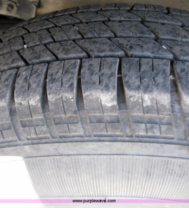 image for item 7214 1999 Chevrolet S10 pickup truck