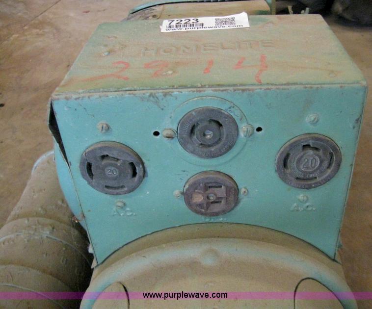 image for item 7223 Homelite generator