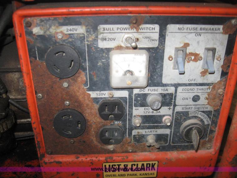 image for item 7224 Nissan generator