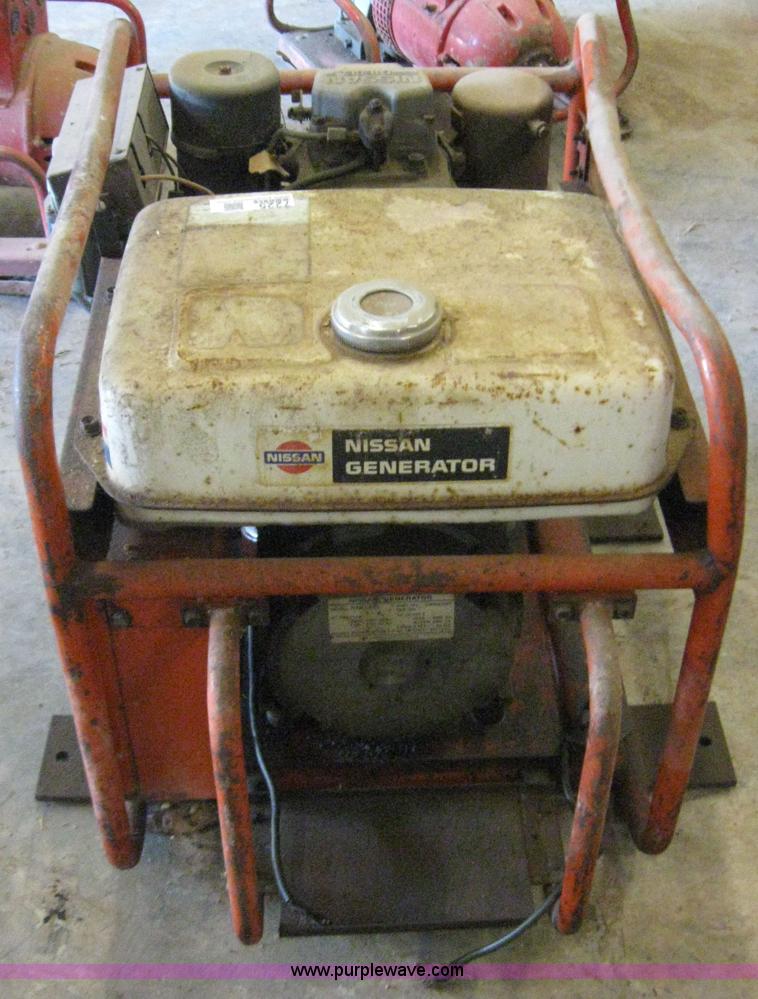 image for item 7225 Nissan generator