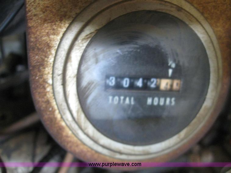 image for item 7225 Nissan generator