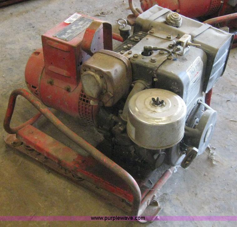 image for item 7226 Homelite high cycle generator