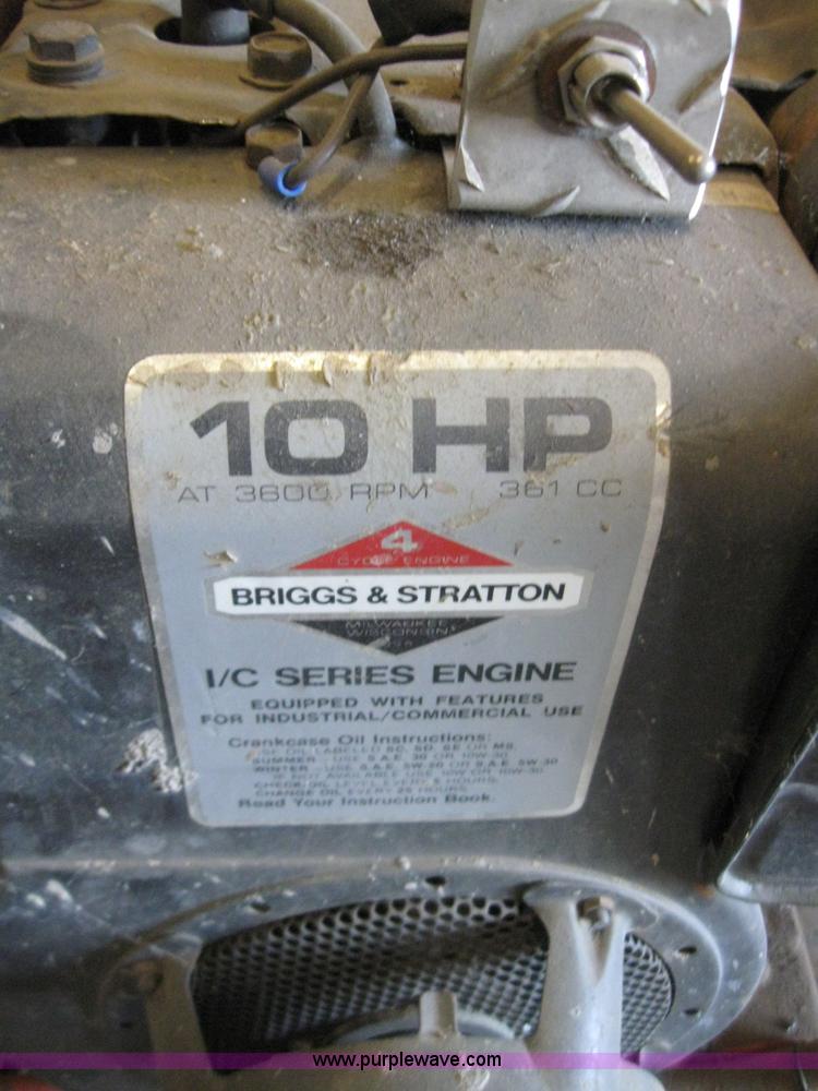 image for item 7226 Homelite high cycle generator