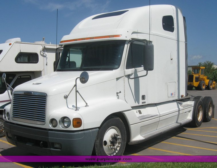 image for item 2149 2000 Freightliner Conventional FLC120 Century Class semi truck
