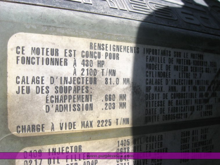 image for item 2149 2000 Freightliner Conventional FLC120 Century Class semi truck