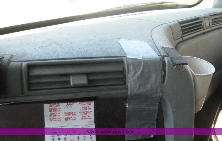 image for item 2149 2000 Freightliner Conventional FLC120 Century Class semi truck