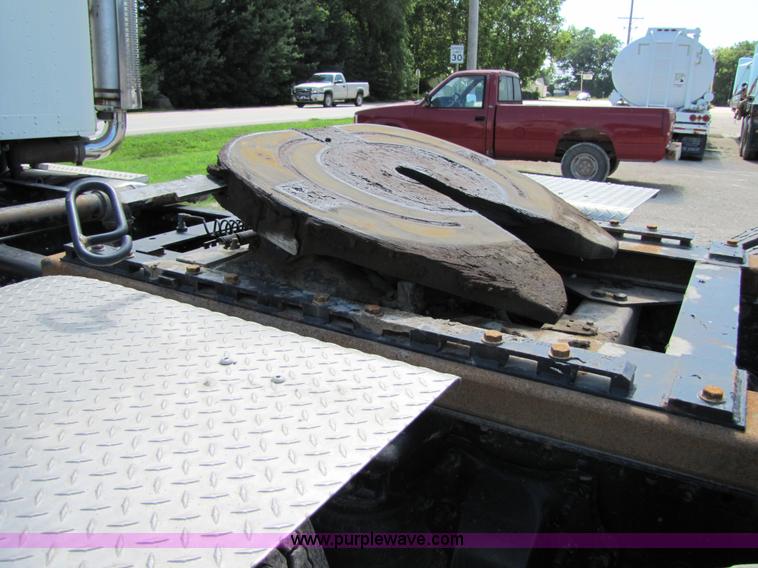 image for item 2287 2004 Freightliner conventional FLD120 semi truck