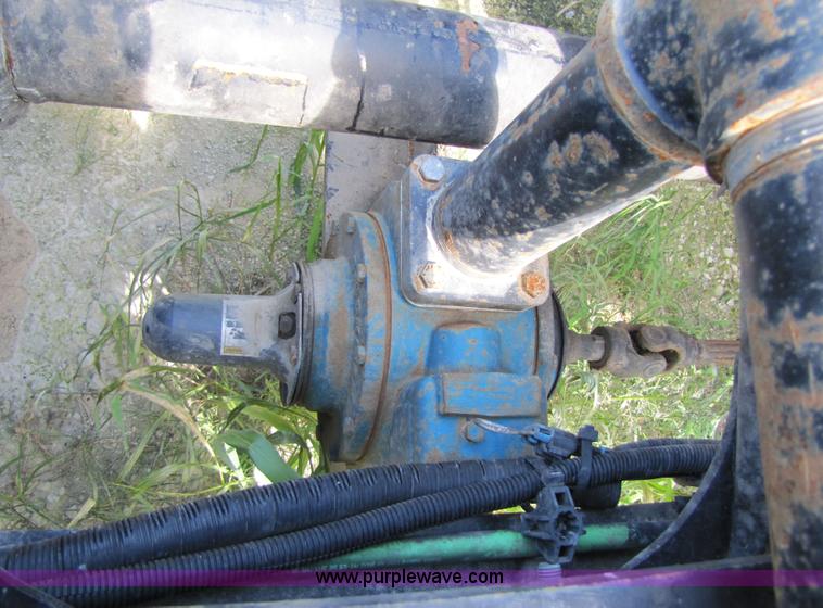 image for item 2287 2004 Freightliner conventional FLD120 semi truck