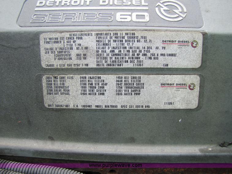 image for item 8002 2002 Freightliner Conventional FLD120 semi truck