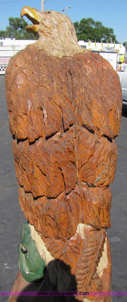 image for item 7181 Bald Eagle bench with American flag chainsaw art carving