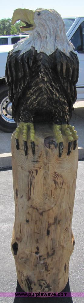image for item 7183 Bald Eagle on tree stump chainsaw art carving
