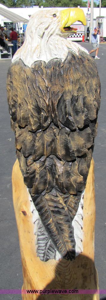 image for item 7183 Bald Eagle on tree stump chainsaw art carving