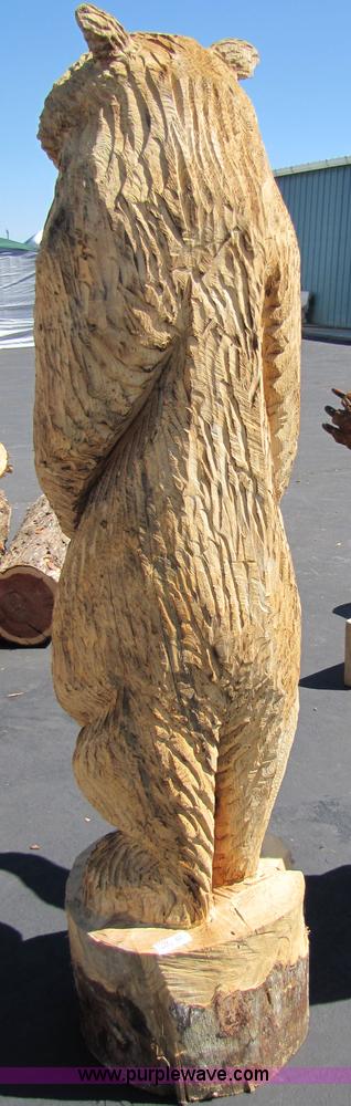 image for item 7192 Bear chainsaw art carving