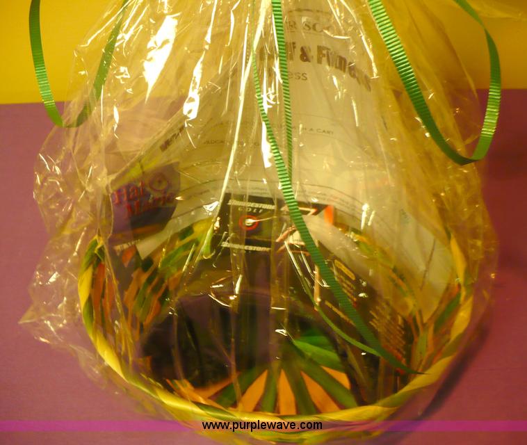 image for item 1214 Donated by Wildcat Creek Golf and Fitness, Golf USA