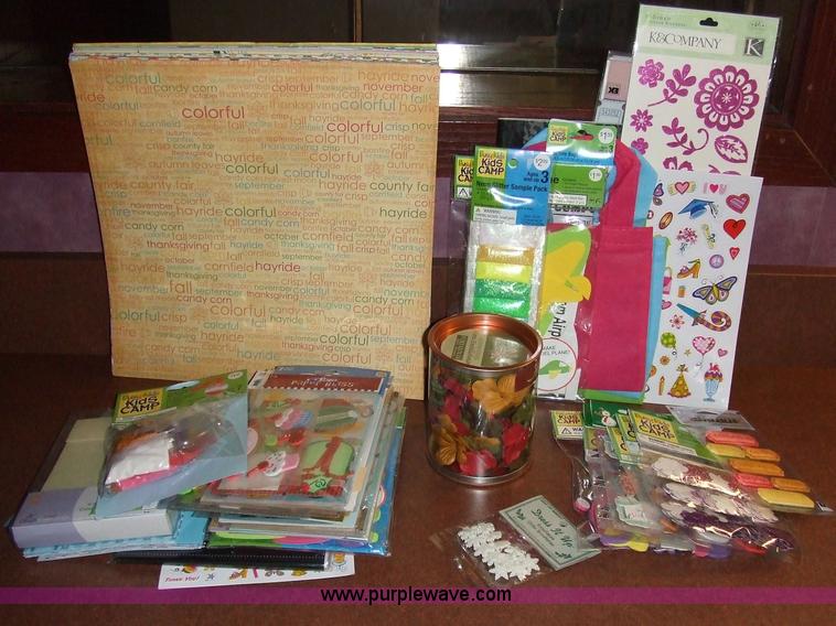 image for item 1233 "Scrap Booking"