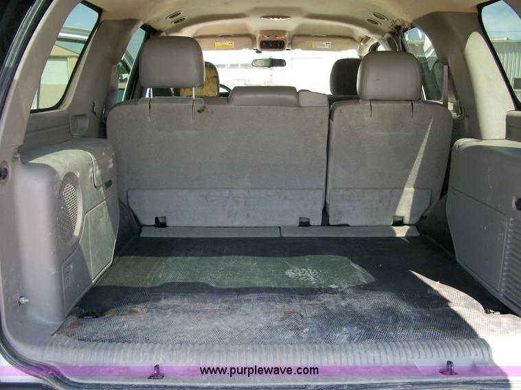 image for item 1000 2006 Chevrolet Tahoe C1500