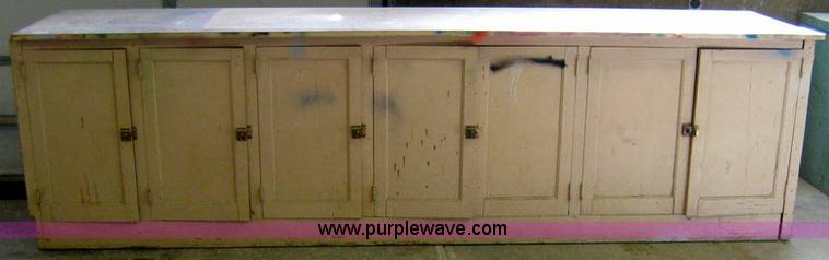 image for item 1030 Shop bench/tool cabinet