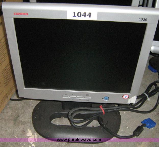 image for item 1044 (16) assorted Compaq LCD monitors