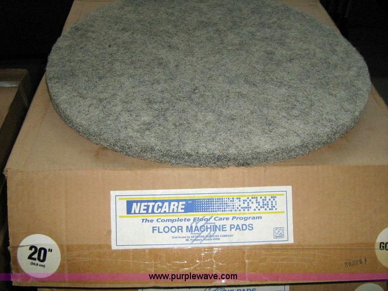 image for item 1055 (20) boxes of 20" buffer pads