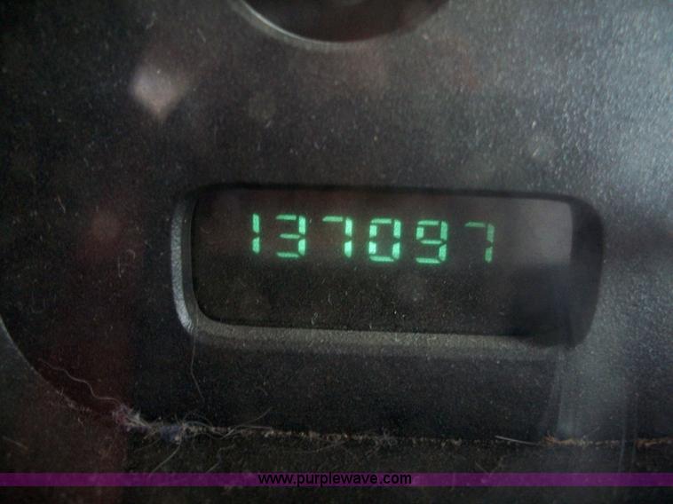 image for item 1100 2001 Dodge Durango