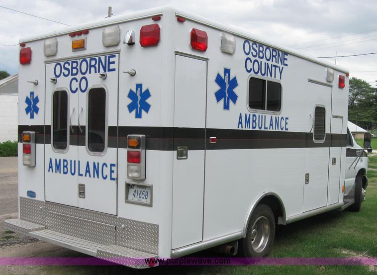 image for item 2017 1996 Ford E350 ambulance