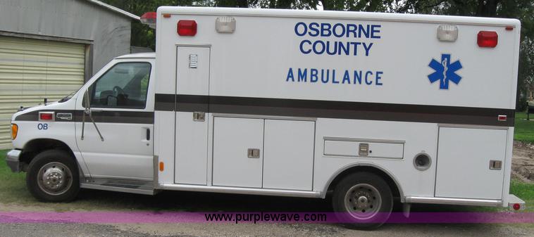 image for item 2017 1996 Ford E350 ambulance