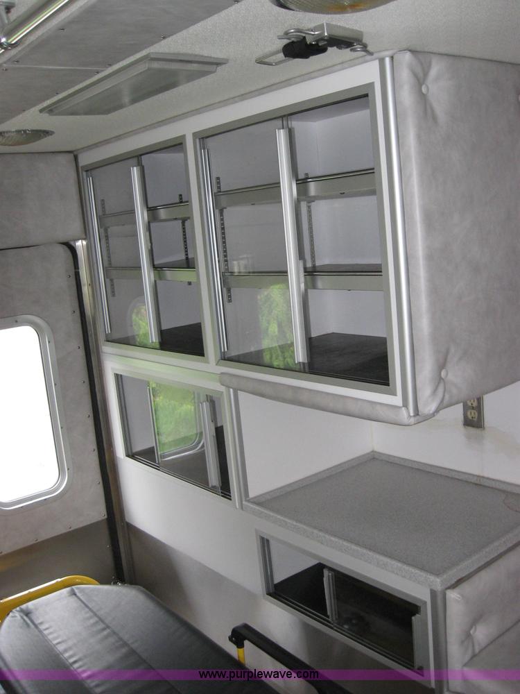 image for item 2017 1996 Ford E350 ambulance