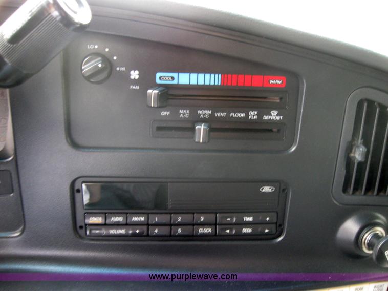 image for item 2017 1996 Ford E350 ambulance