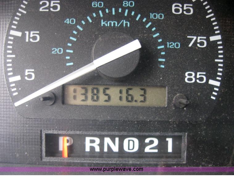 image for item 2017 1996 Ford E350 ambulance