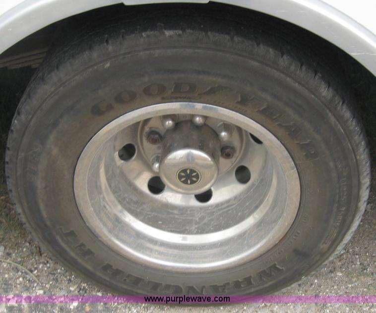 image for item 2017 1996 Ford E350 ambulance