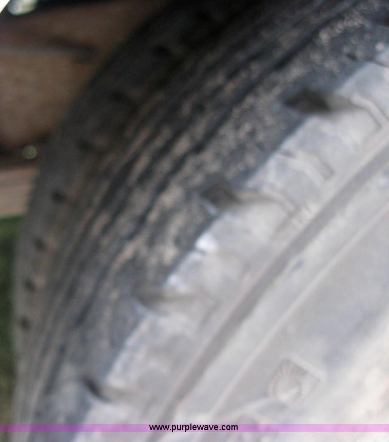 image for item 2017 1996 Ford E350 ambulance