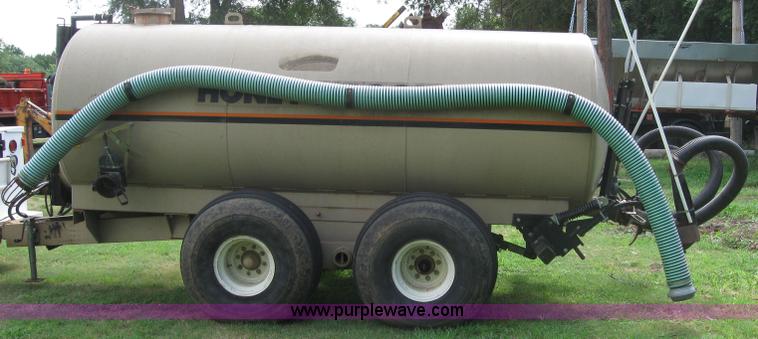 image for item 2039 Clay 2250 honey wagon